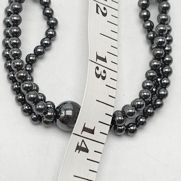 Hematite Beaded Necklace 28 Inch Length No Clasp Vintage - Picture 4 of 4